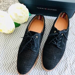 Tommy Hilfiger Loafer/leather/perforated Sz8✨